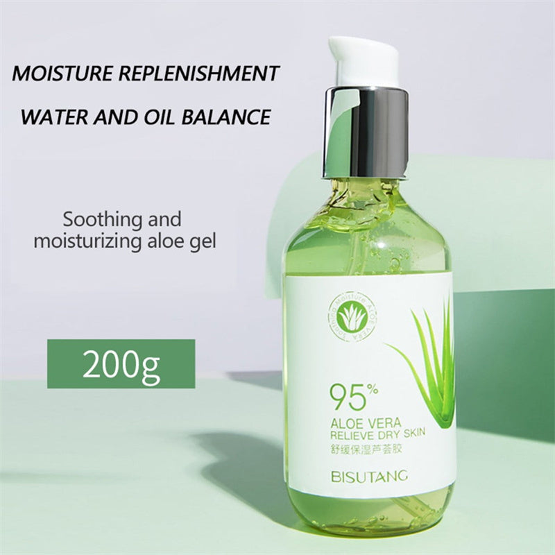 Hydrating aloe gel moisturizing lotion for facial use, designed to smooth and nourish skin. Lightweight, non-greasy cream for daily hydration and a radiant complexion.