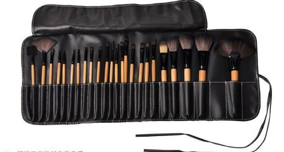 Professional makeup brush set - complete kit for flawless makeup application. Includes foundation, blending, and eyeshadow brushes for all makeup needs.