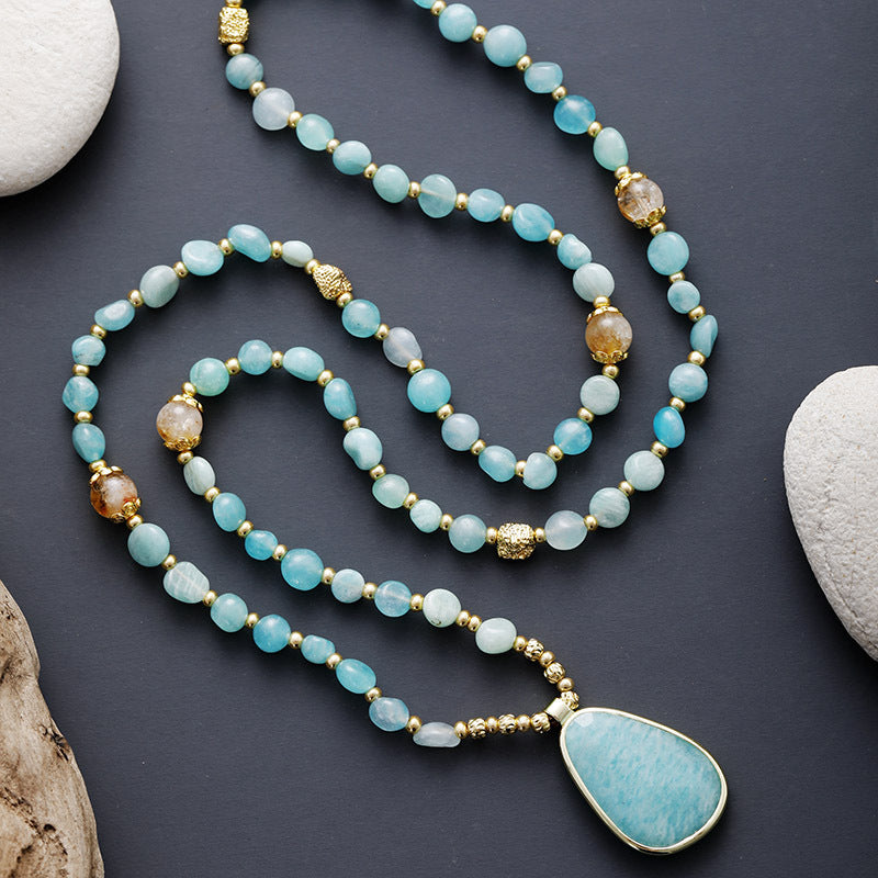 "Natural Stone Bohemian Handmade Beaded Pendant Necklace with light luxury design."