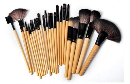 Professional makeup brush set - complete kit for flawless makeup application. Includes foundation, blending, and eyeshadow brushes for all makeup needs.