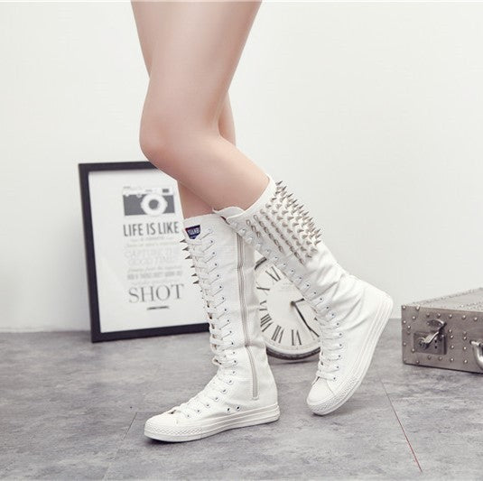 Punk rivet lace-up shoes with an all-match design, featuring bold rivet details and a stylish lace-up closure for an edgy look