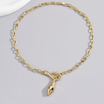 High-class elegant metal snake necklace, diamond-studded luxury jewelry for women.