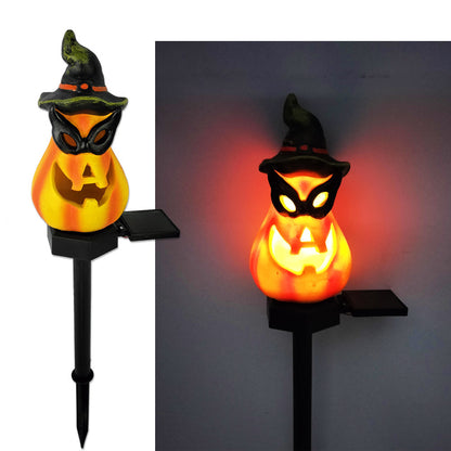 Solar-powered Halloween pumpkin lamp for outdoor decor – creative atmosphere lighting for yards and gardens in the US, perfect for spooky seasonal decoration.