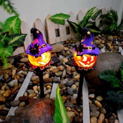 Solar-powered Halloween pumpkin lamp for outdoor decor – creative atmosphere lighting for yards and gardens in the US, perfect for spooky seasonal decoration.