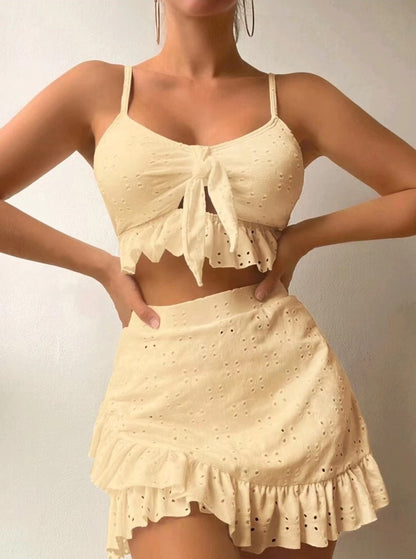 Three-Piece Beach Bikini, Hip-hugging Skirt Fashion Ruffle Design Swimsuit Set Summer Womens Clothing