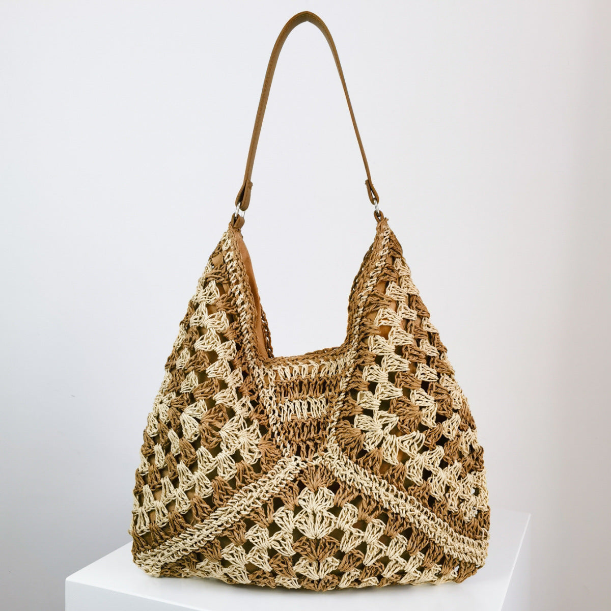 Women's Fashion Handmade Straw Woven Hollow Contrast Color Weave Shoulder Bag touchydesign