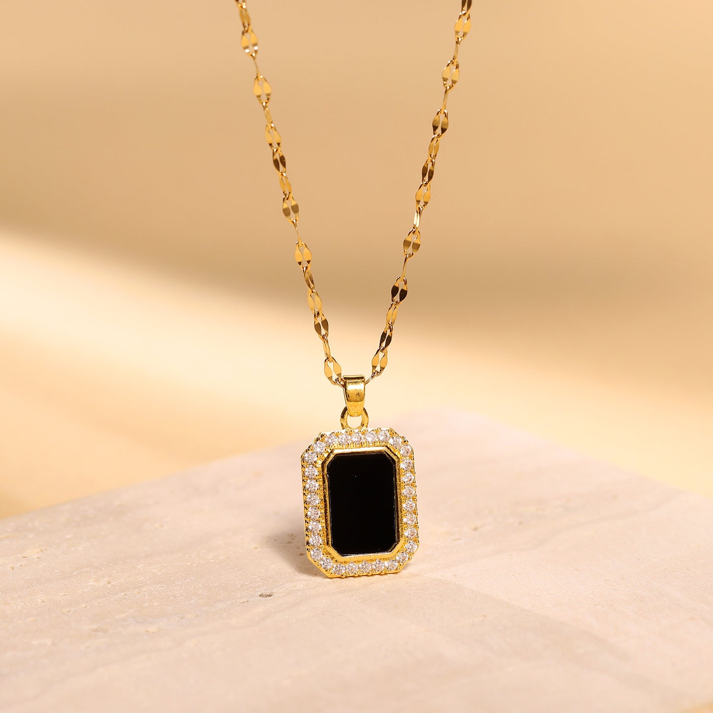 Black Square Brand Zircon Necklace With A Female Fashion Niche Design, Square Simple And Versatile Collarbone Chain touchydesign