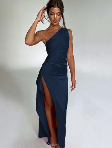 "Sexy One-Shoulder Backless Slit Dress in Satin for Women - Elegant Slim-Fit Summer Evening Wear"