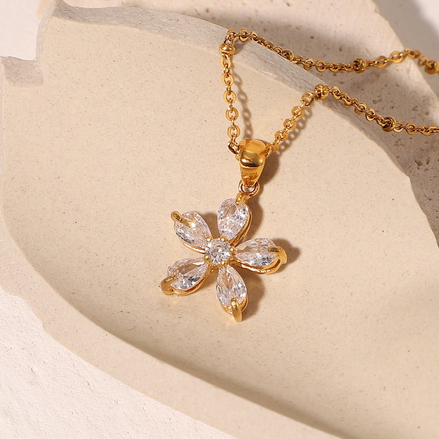 White Zircon Five Petal Flower Pendant Necklace For Women touchydesign