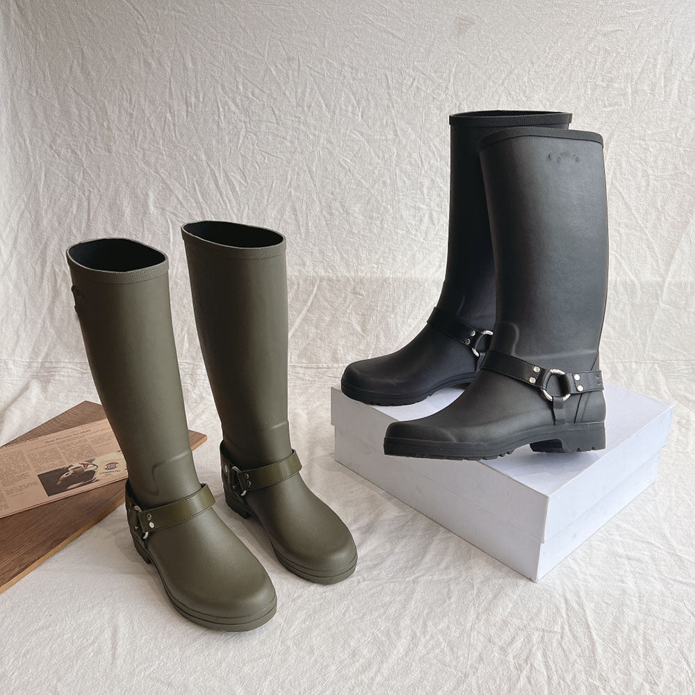 Below the knee buckle knight boots for women, featuring a stylish design and waterproof construction, perfect for versatile and fashionable footwear