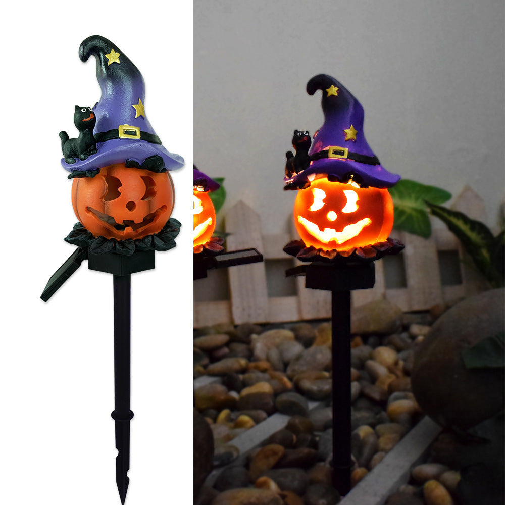 Solar-powered Halloween pumpkin lamp for outdoor decor – creative atmosphere lighting for yards and gardens in the US, perfect for spooky seasonal decoration.