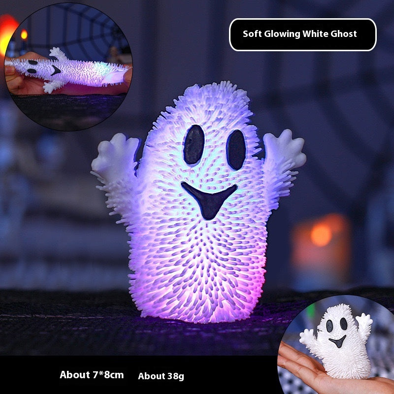 Light up your Halloween with our luminous TPR pressure reduction toy ball. Ideal for stress relief and Halloween-themed fun, this glow-in-the-dark ball offers both a calming experience and festive excitement