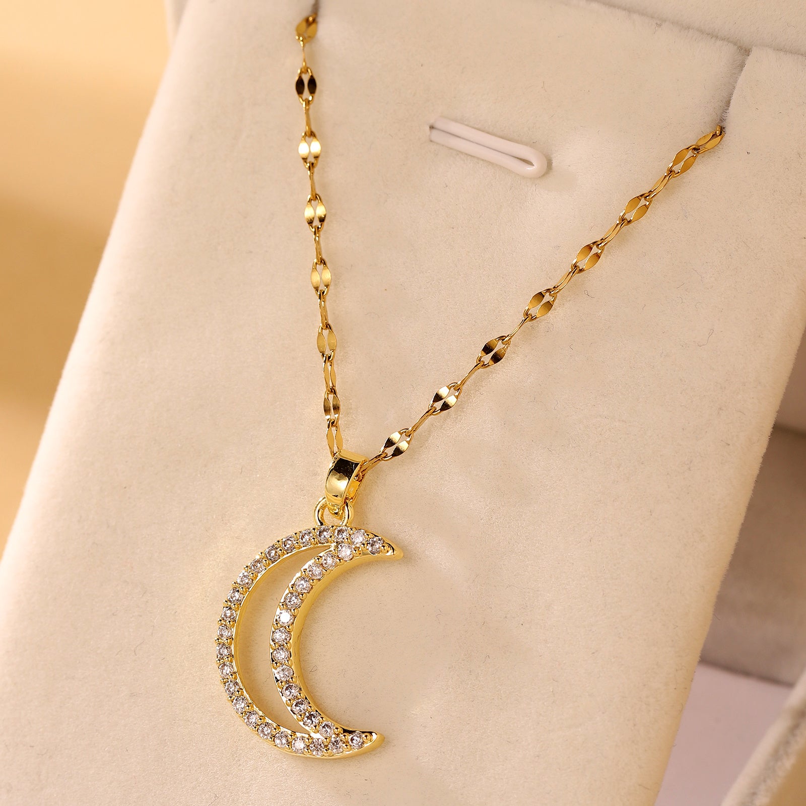 Cross Border Jewelry From Europe And America, Full Diamond Moon Necklace, Fashionable And Versatile, Niche Design, Crescent Diamond Collarbone Chain Jewelry touchydesign